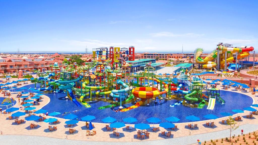 Water park and resort facilities at Pickalbatros Neverland City